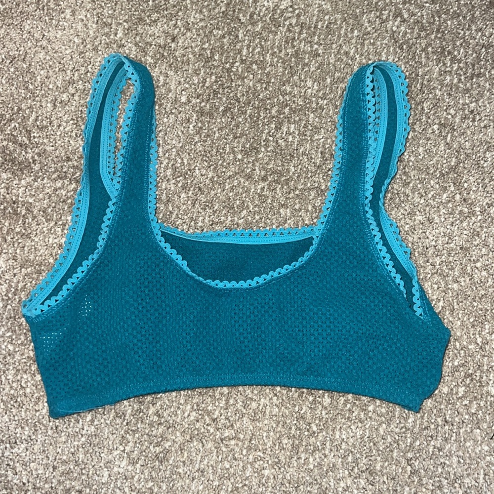 Mesh Crop Top - Picture 2 of 3